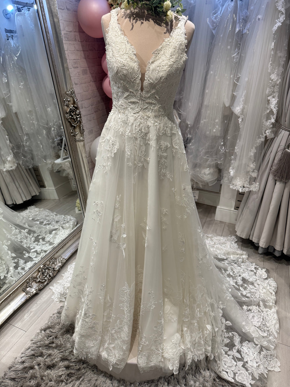 Richard Designs 1268 Bridal Gown